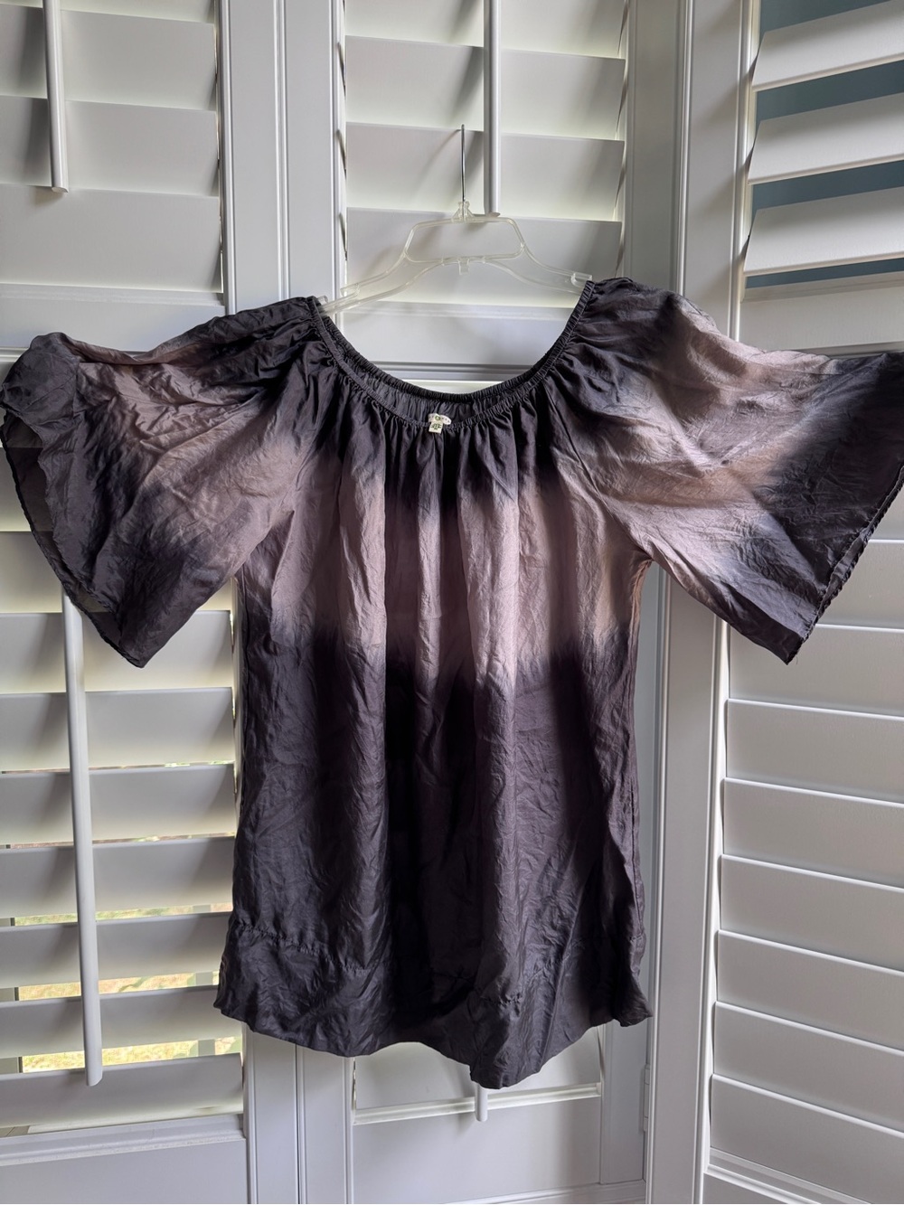 Velvet Heart silk blouse. On or off shoulder. Generously sized Medium